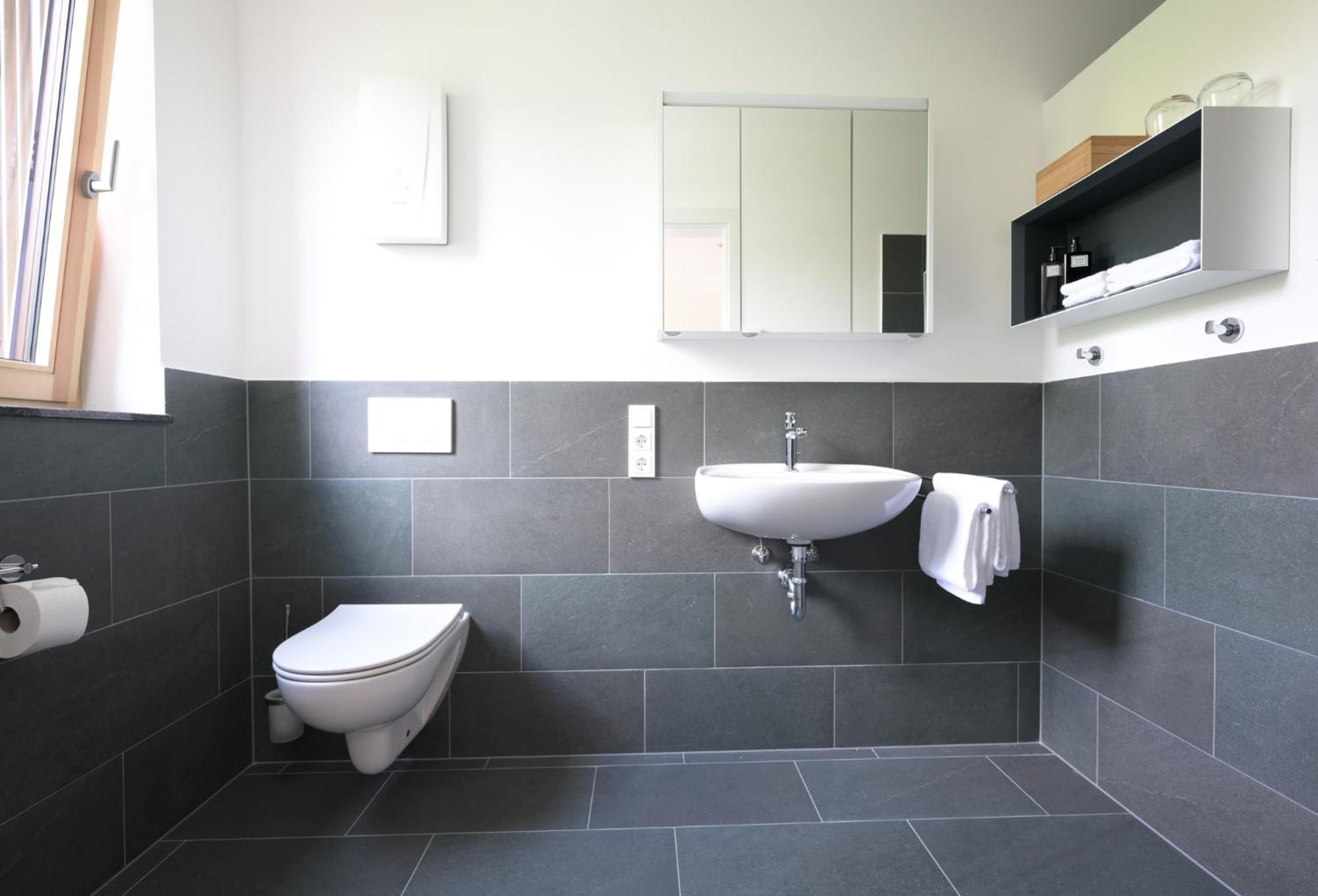 Altes Kelterhaus & Plein Hotel By Markus Plein Wintrich Luaran gambar